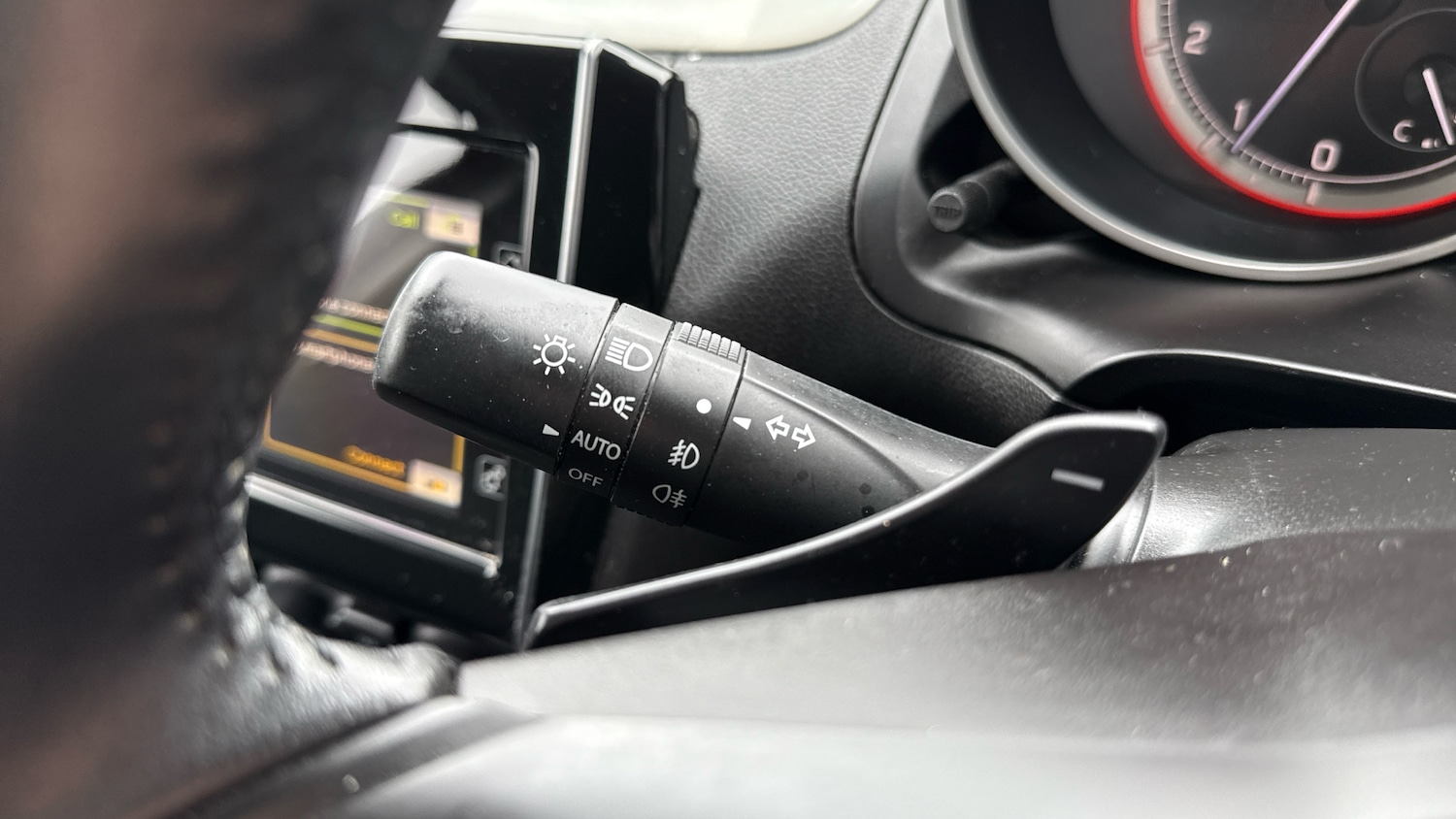 Used Suzuki Swift 2019 for sale - 76190362: Photo 27