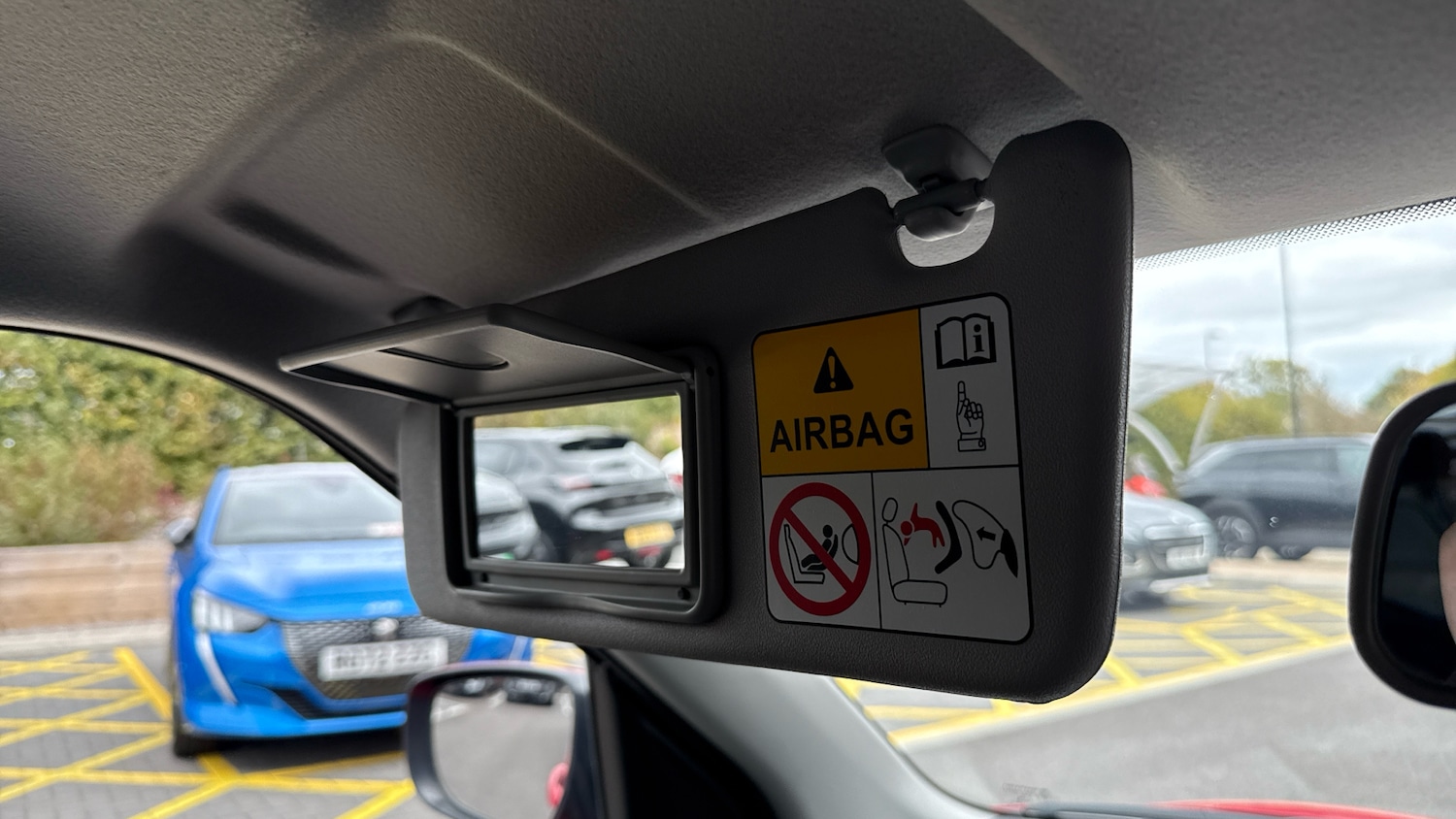 Used Suzuki Swift 2019 for sale - 76190362: Photo 36