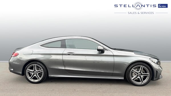 Used Mercedes-Benz C-Class 2019 for sale - 76139422: Photo 2
