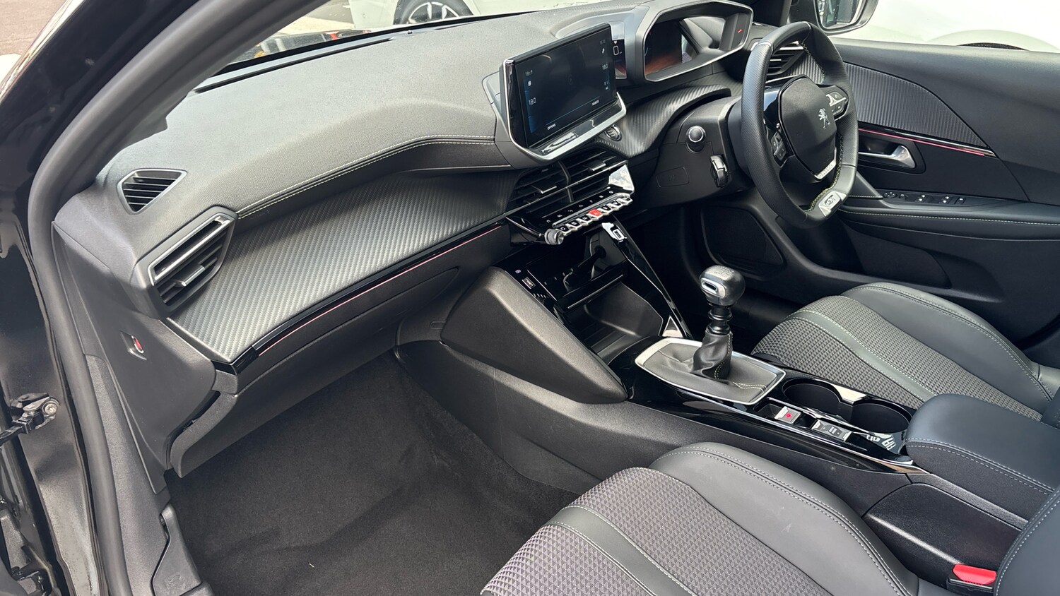 Used Peugeot 208 2022 for sale - 75929268: Photo 12