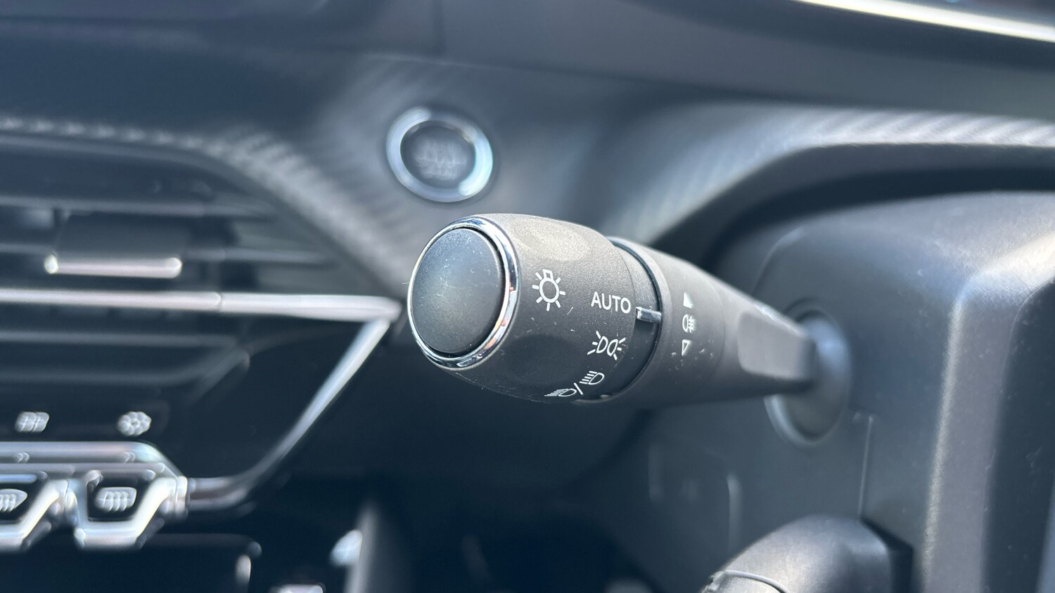 Used Peugeot 208 2022 for sale - 75929268: Photo 27