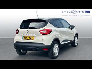 Used Renault Captur 2017 for sale - 74175170: Photo