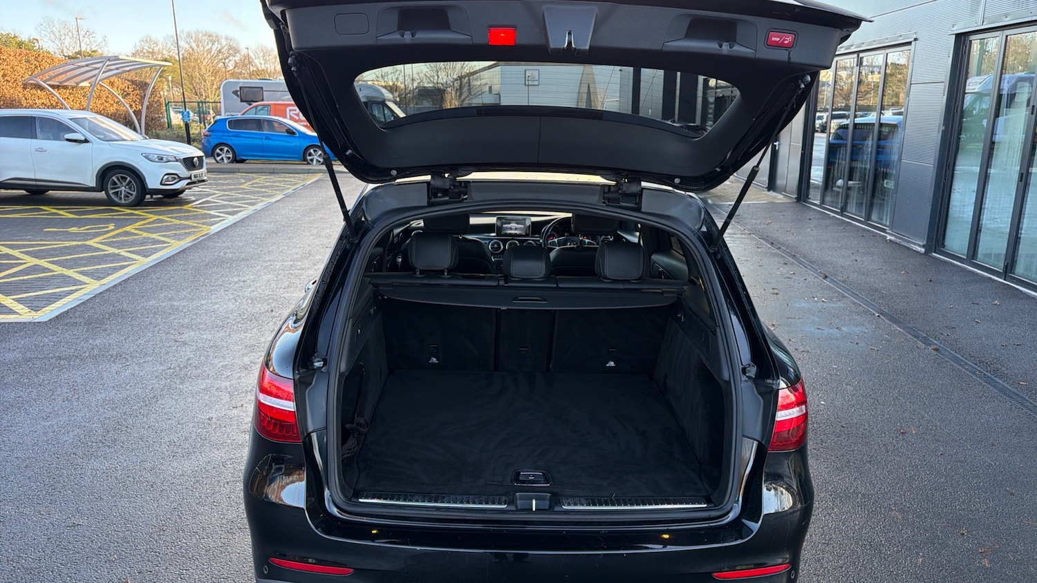 Used Mercedes-Benz GLC 2017 for sale - 76927441: Photo 20