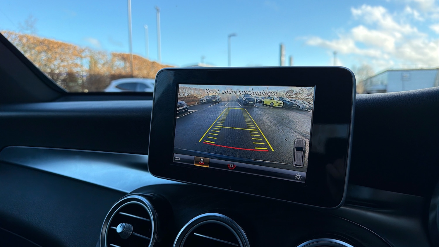 Used Mercedes-Benz GLC 2017 for sale - 76927441: Photo 30