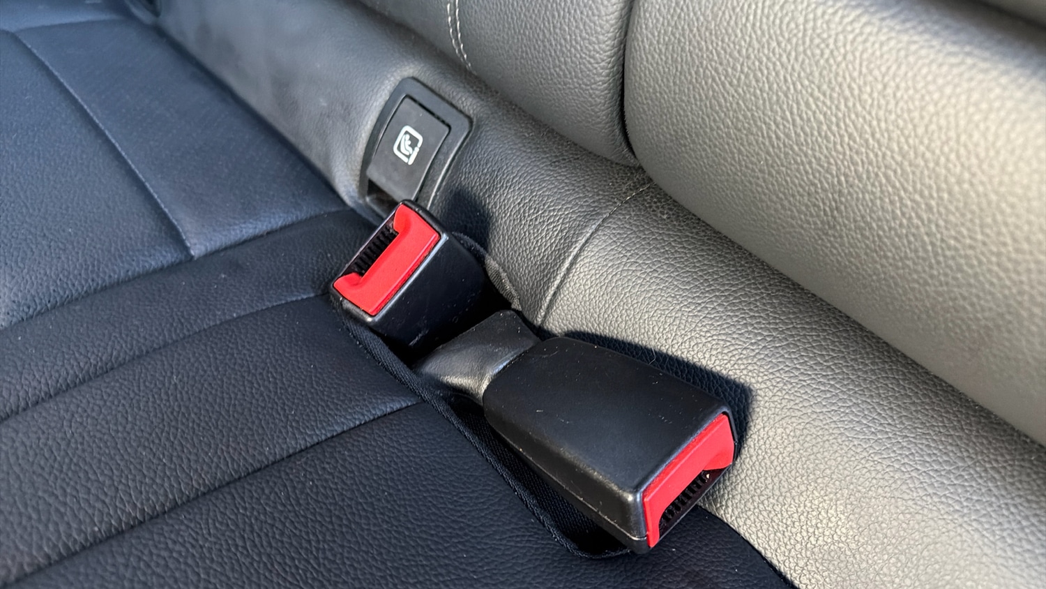 Used Mercedes-Benz GLC 2017 for sale - 76927441: Photo 36