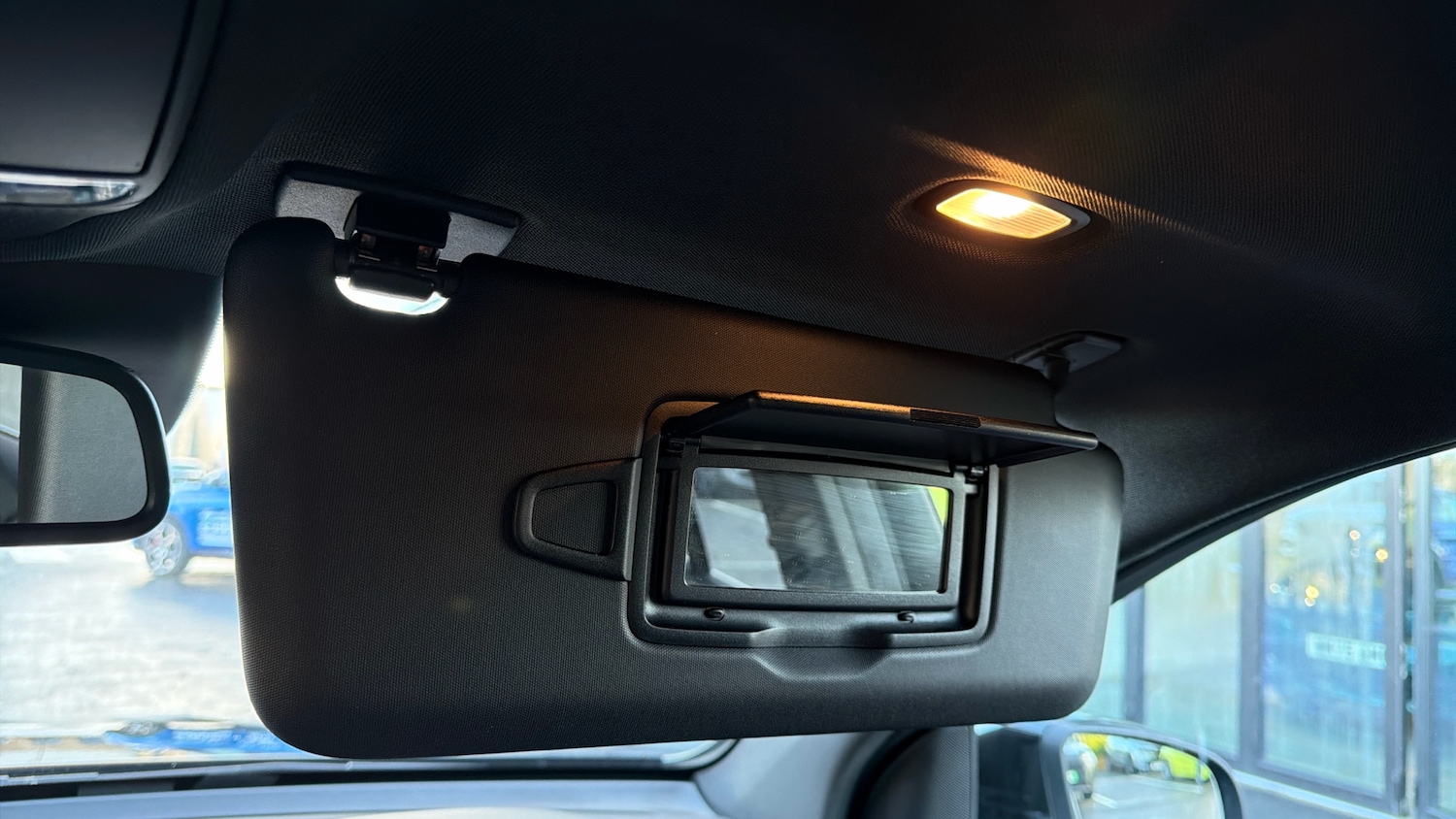 Used Mercedes-Benz GLC 2017 for sale - 76927441: Photo 39