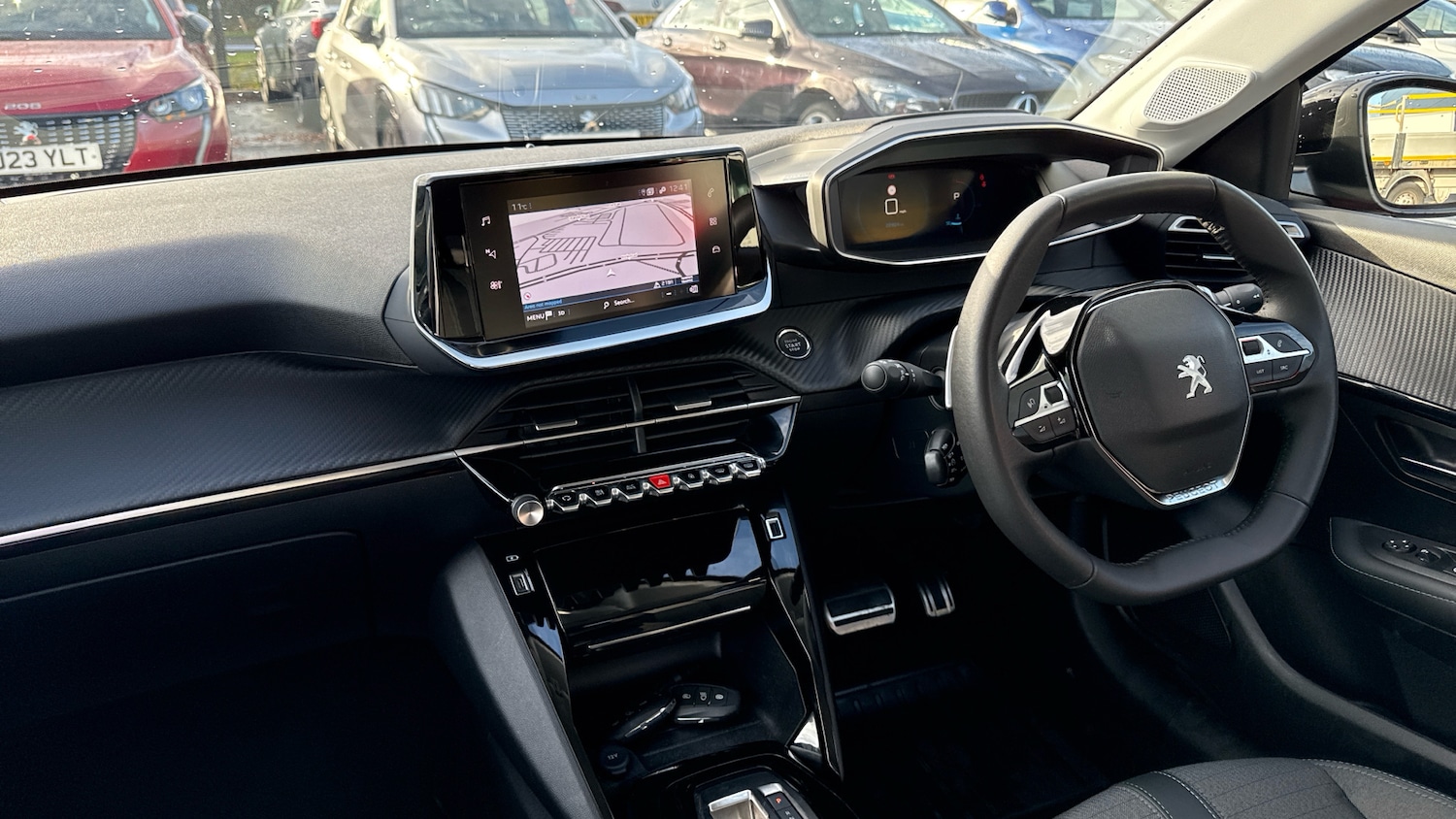 Used Peugeot 208 2023 for sale - 76953759: Photo 13