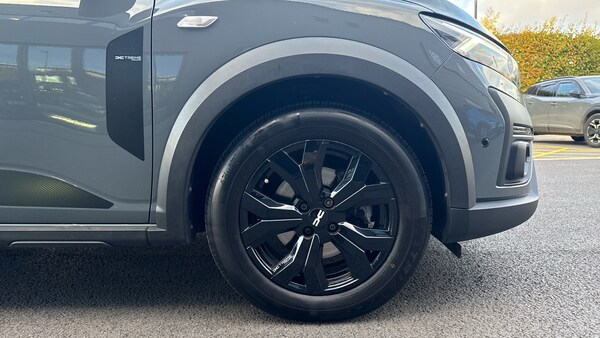 Used Dacia Jogger 2023 for sale - 76228702: Photo 17