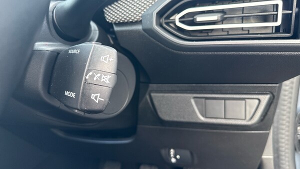 Used Dacia Jogger 2023 for sale - 76228702: Photo 34