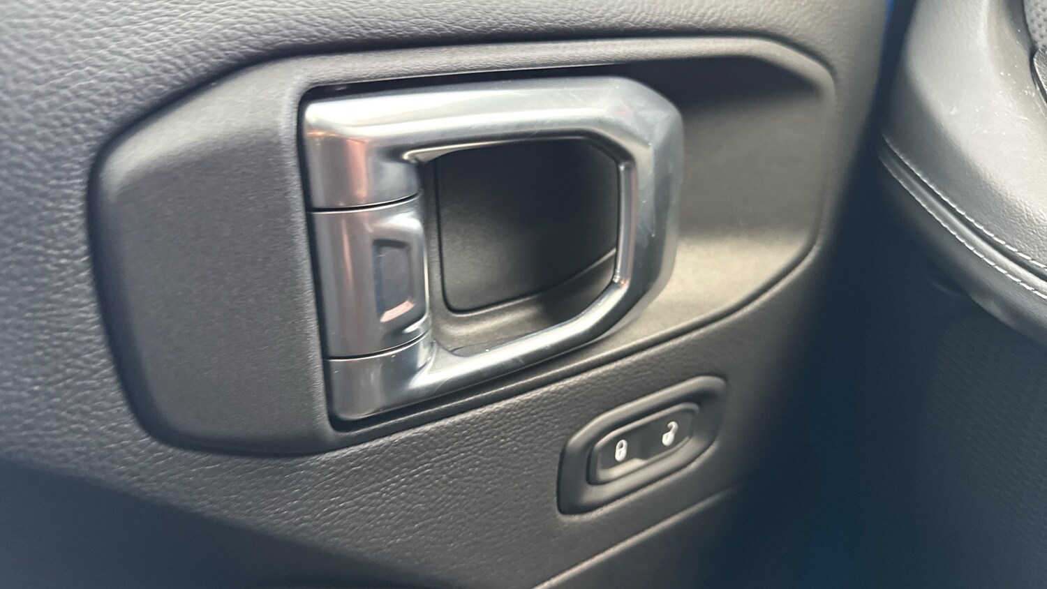 Used Jeep Wrangler 2025 for sale - 76248428: Photo 41