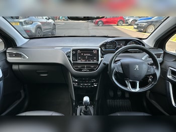 Used Peugeot 2008 2019 for sale - 75979399: Photo