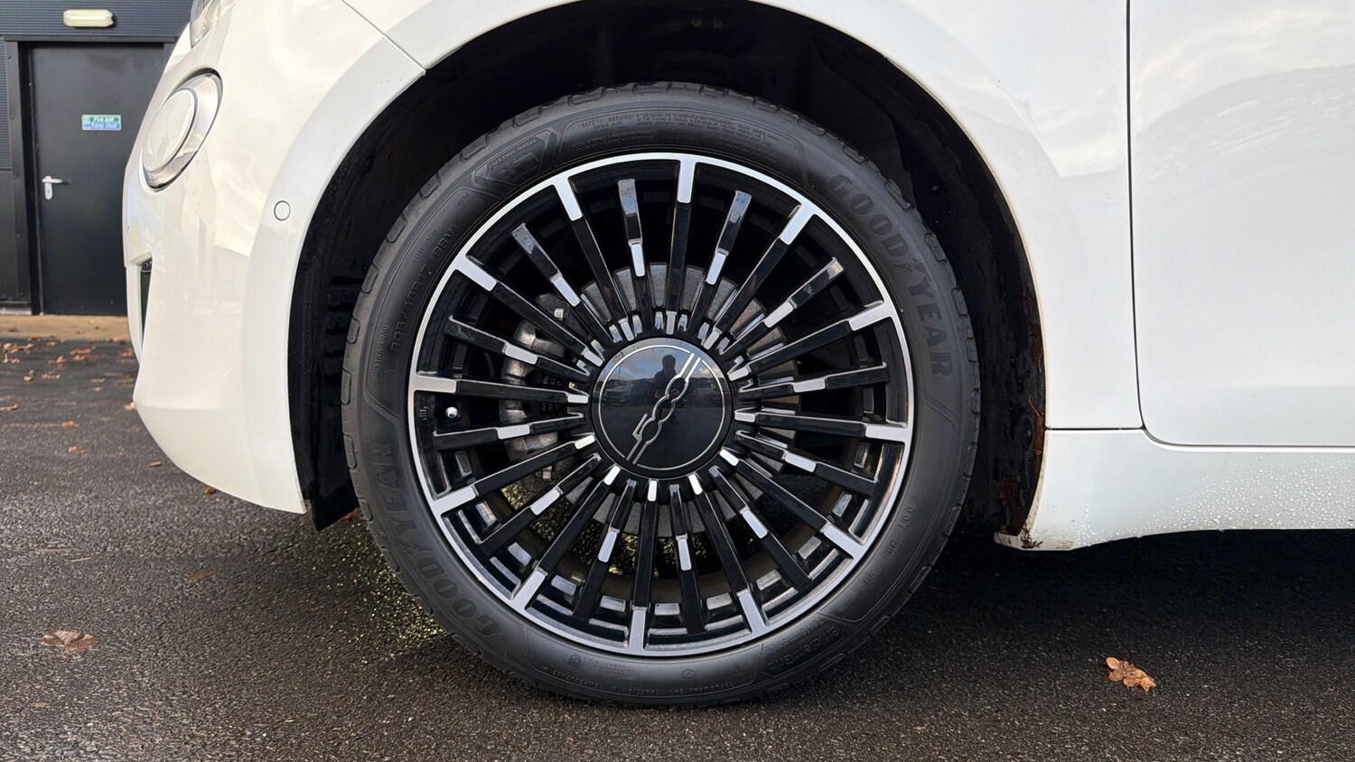 Used Fiat 500e 2024 for sale - 76887896: Photo 14