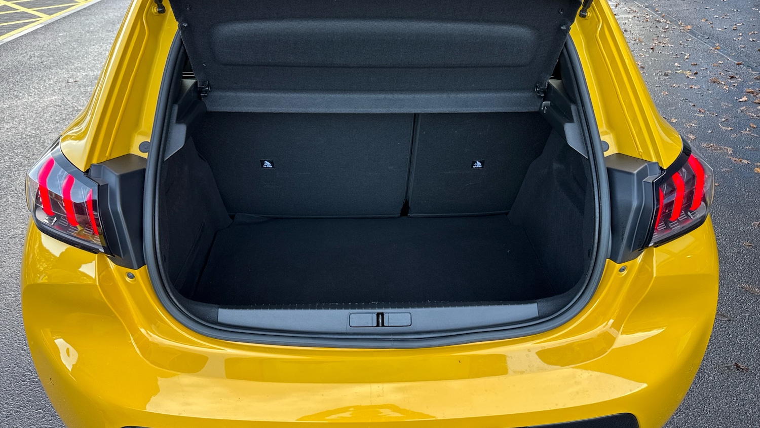 Used Peugeot 208 2022 for sale - 76887898: Photo 19