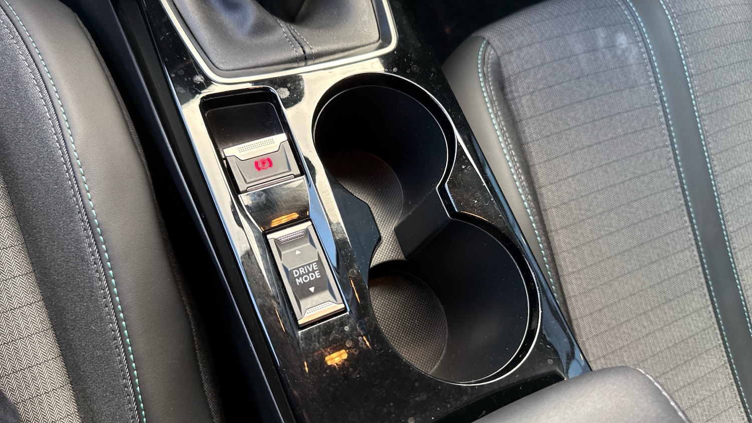 Used Peugeot 208 2022 for sale - 76887898: Photo 21