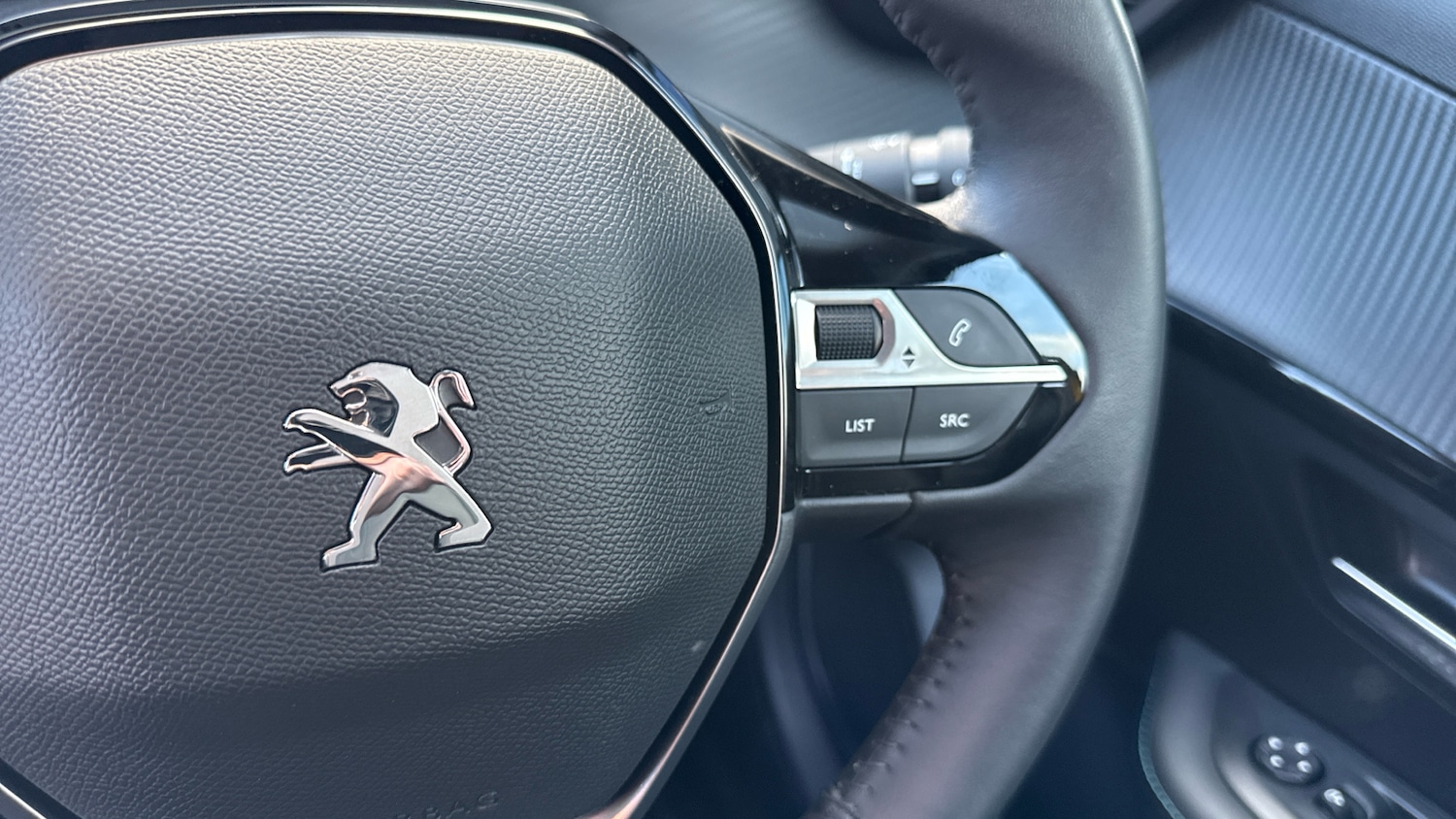 Used Peugeot 208 2022 for sale - 76887898: Photo 24