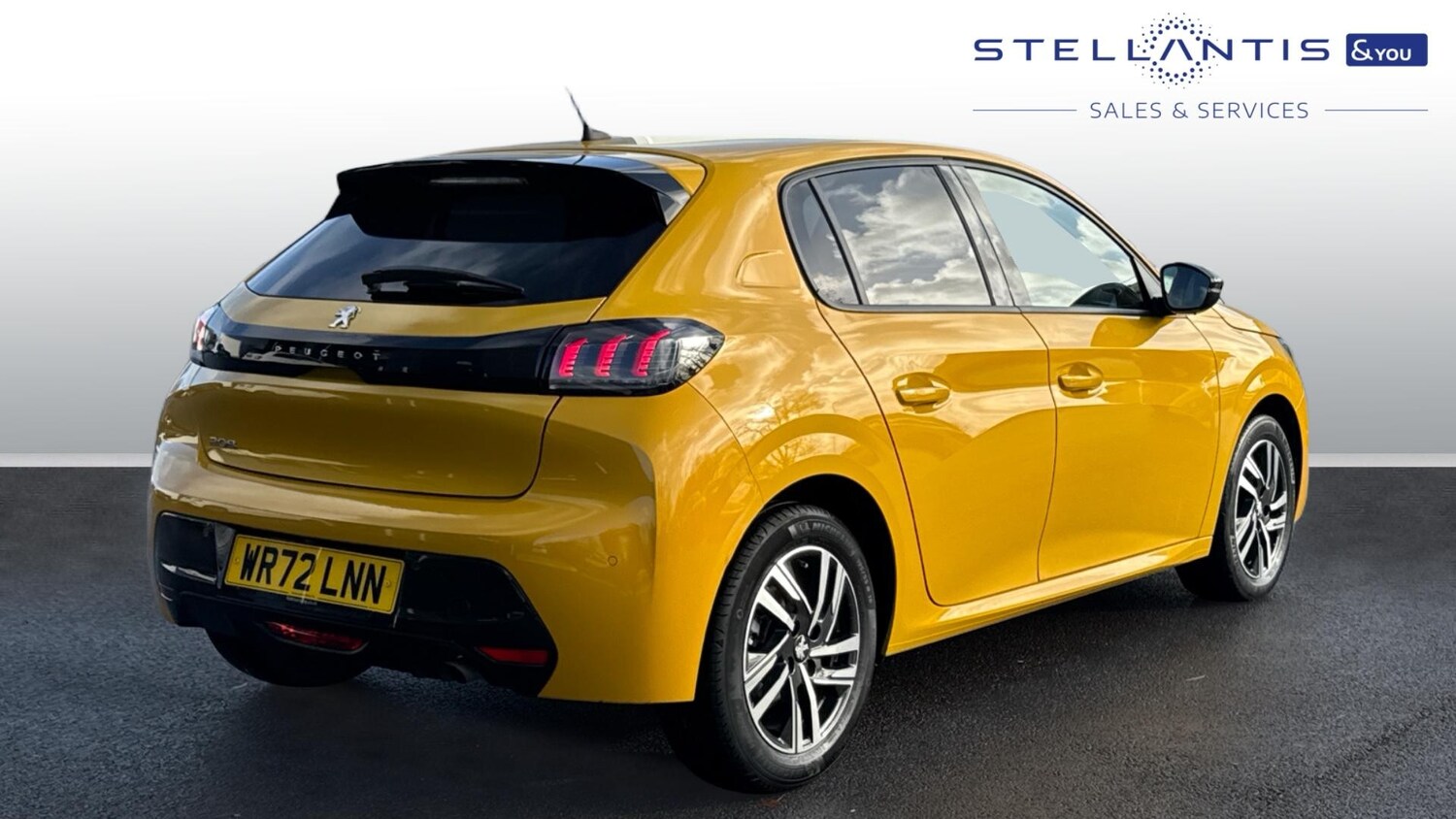 Used Peugeot 208 2022 for sale - 76887898: Photo 3