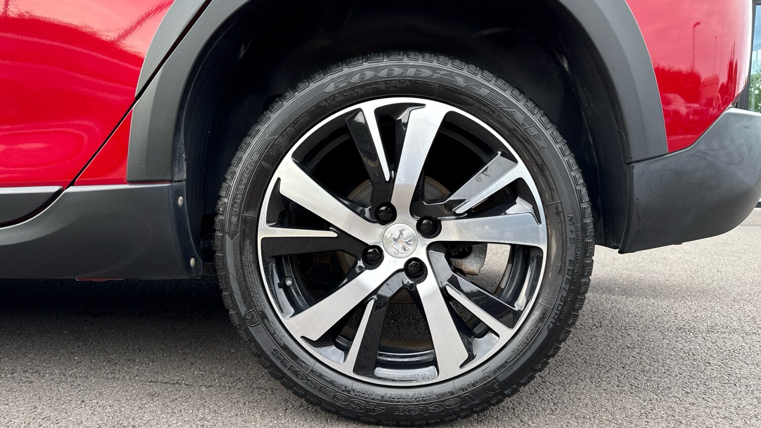 Used Peugeot 2008 2019 for sale - 76139423: Photo 15