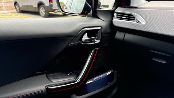 Used Peugeot 2008 2019 for sale - 76139423: Photo 41