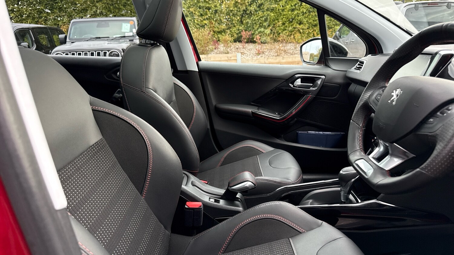 Used Peugeot 2008 2019 for sale - 76139423: Photo 42