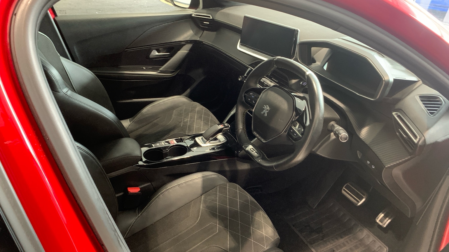 Used Peugeot 208 2021 for sale - 76659892: Photo 11