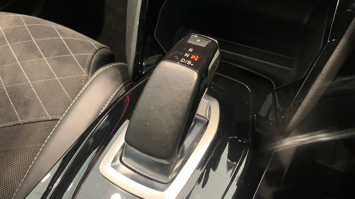 Used Peugeot 208 2021 for sale - 76659892: Photo 20