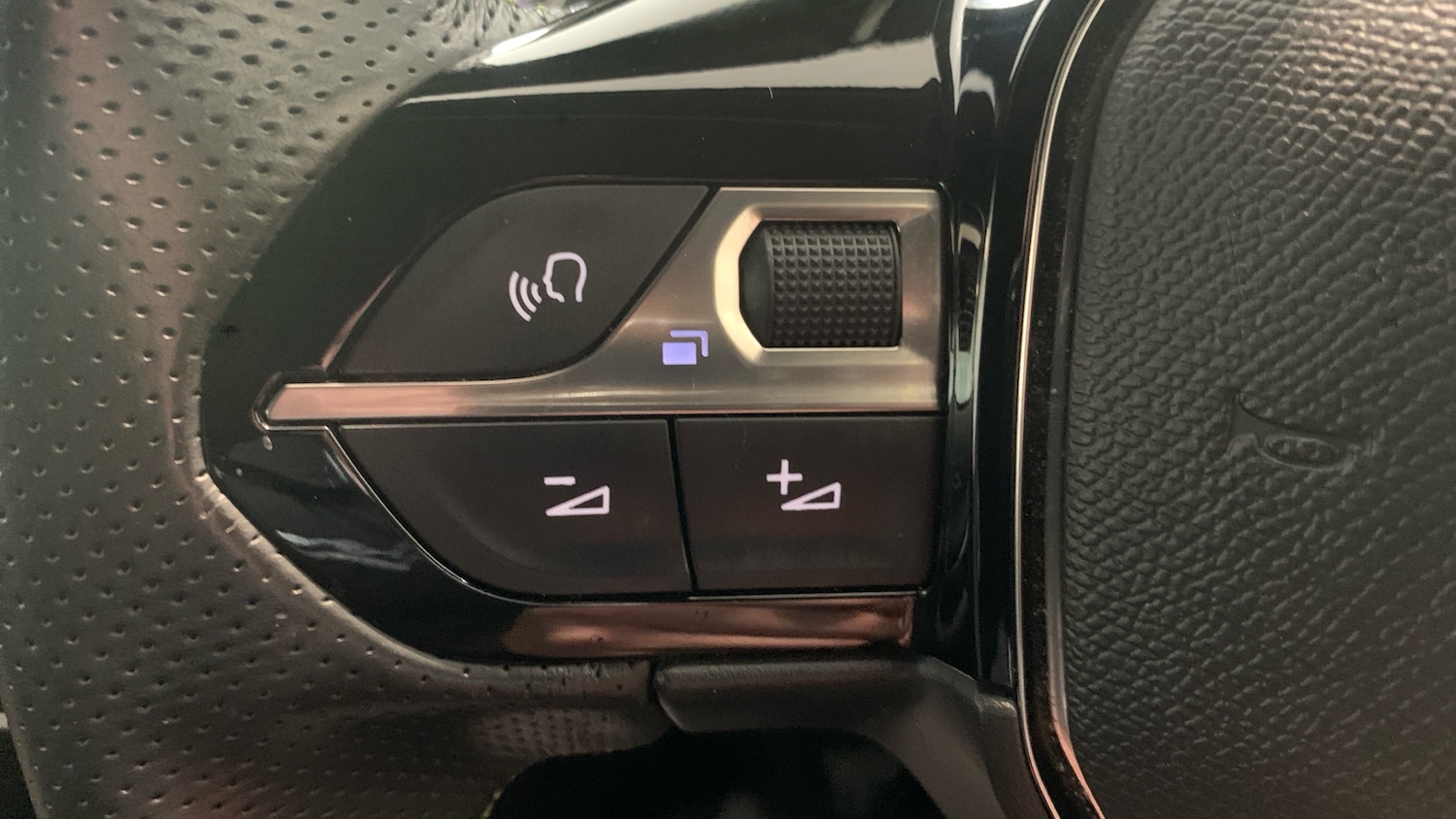 Used Peugeot 208 2021 for sale - 76659892: Photo 23