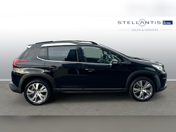 Used Peugeot 2008 2017 for sale - 76123561: Photo 2