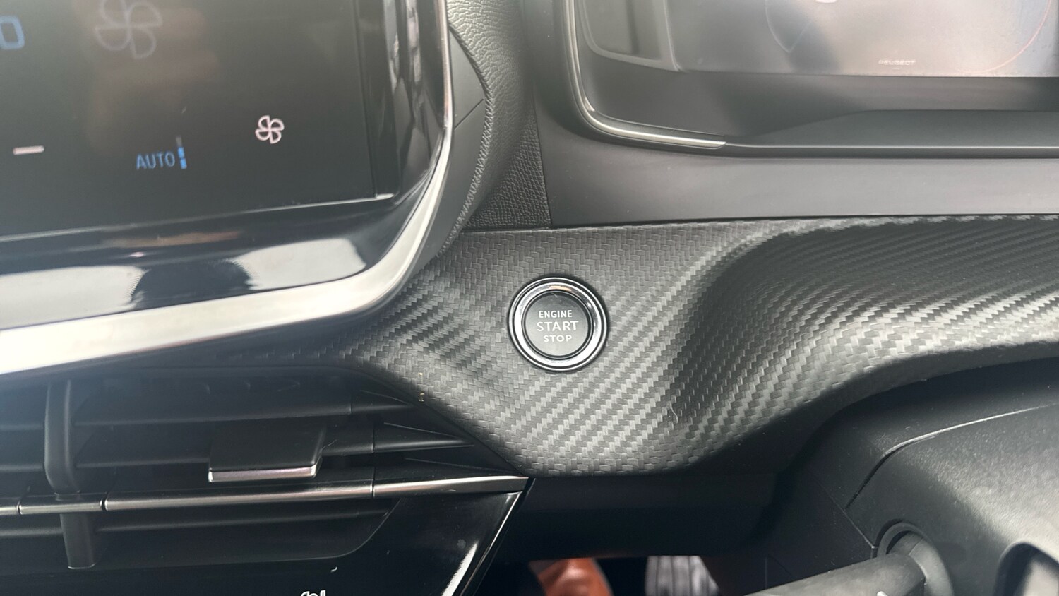 Used Peugeot 2008 2024 for sale - 76315620: Photo 40