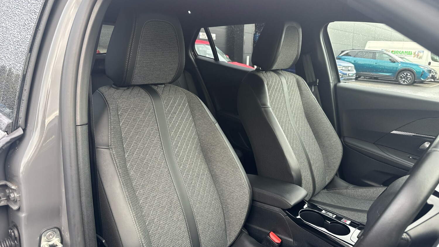 Used Peugeot 2008 2024 for sale - 76315620: Photo 42