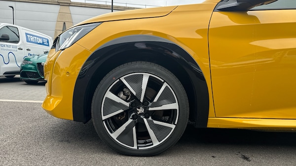 Used Peugeot 208 2022 for sale - 76202079: Photo 14