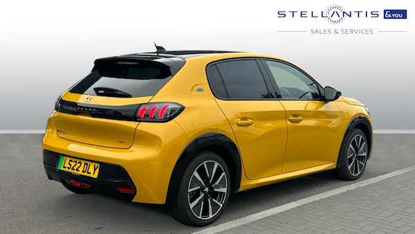 Used Peugeot 208 2022 for sale - 76202079: Photo 3