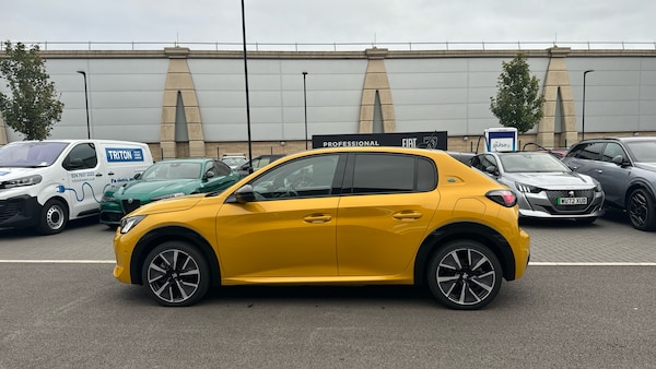 Used Peugeot 208 2022 for sale - 76202079: Photo 6
