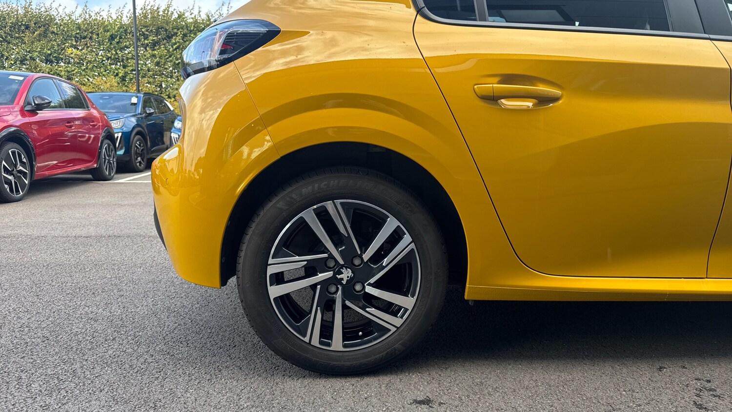 Used Peugeot 208 2023 for sale - 75840915: Photo 16