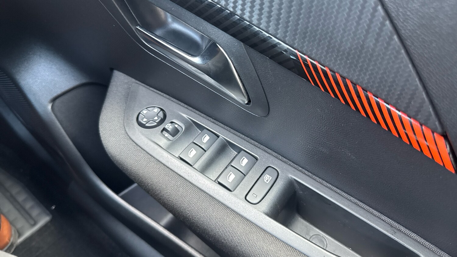 Used Peugeot 208 2023 for sale - 75840915: Photo 22