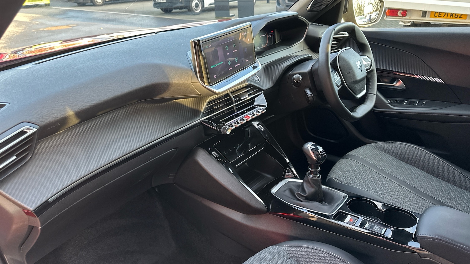 Used Peugeot 2008 2023 for sale - 76998792: Photo 12