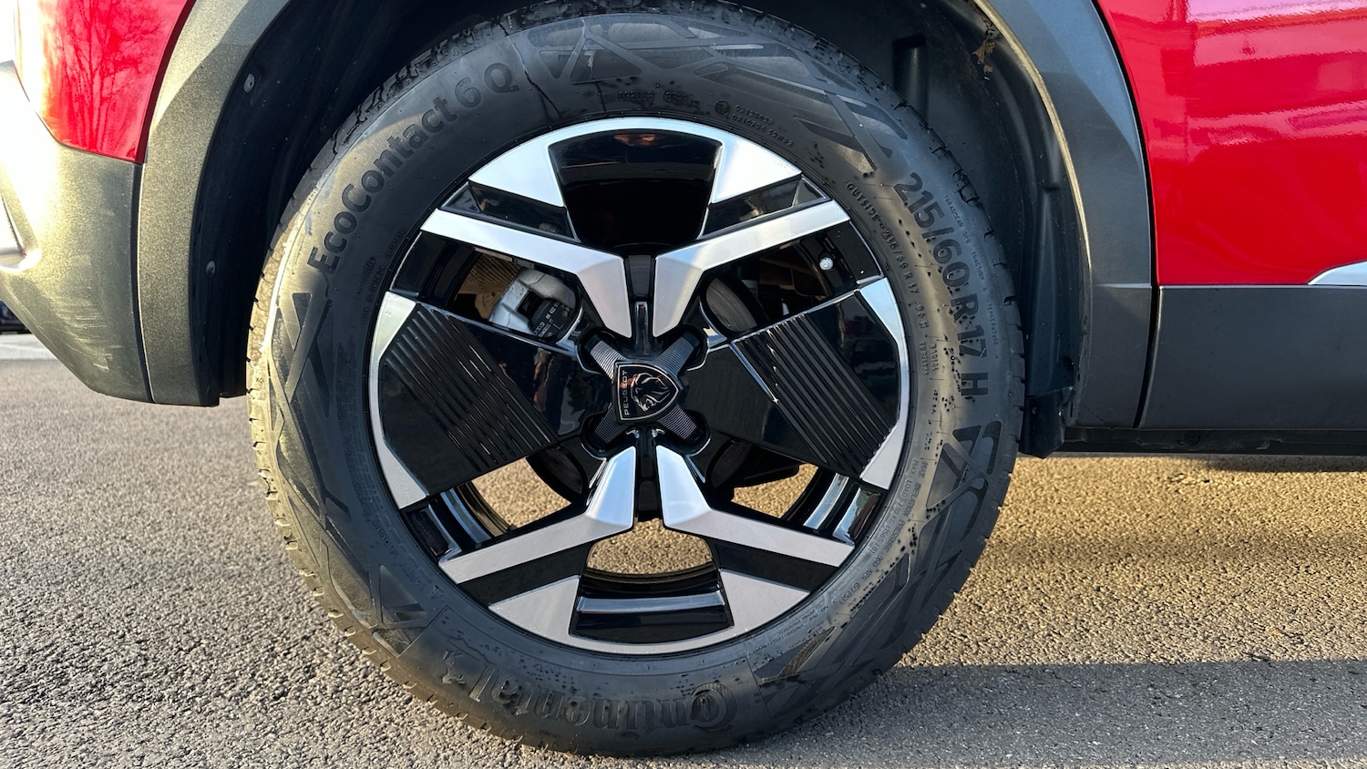 Used Peugeot 2008 2023 for sale - 76998792: Photo 16