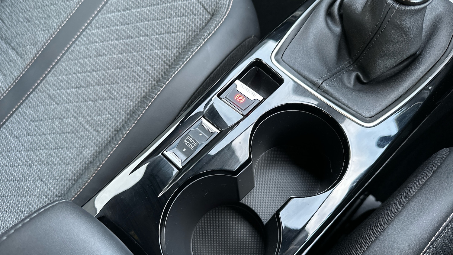 Used Peugeot 2008 2023 for sale - 76998792: Photo 21