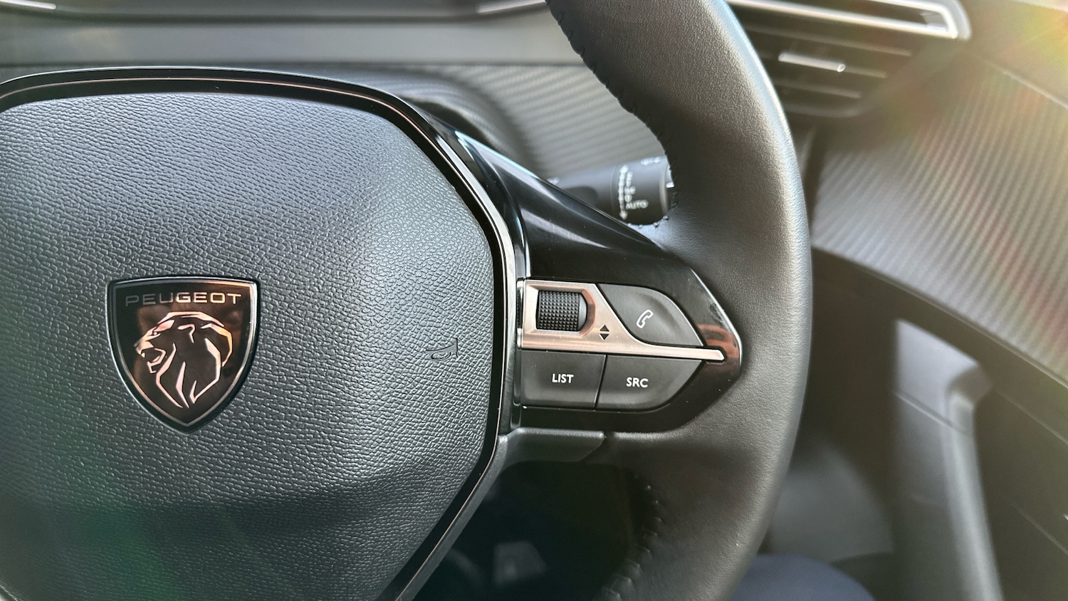 Used Peugeot 2008 2023 for sale - 76998792: Photo 24