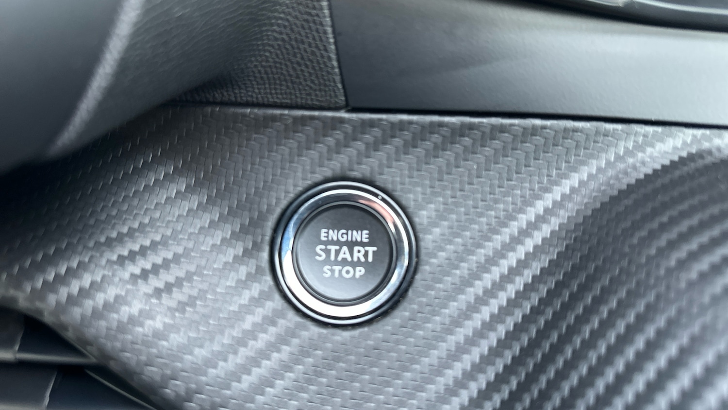 Used Peugeot 2008 2023 for sale - 76998792: Photo 40