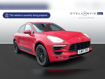 Used Porsche Macan 2017 for sale - 77280464: Photo