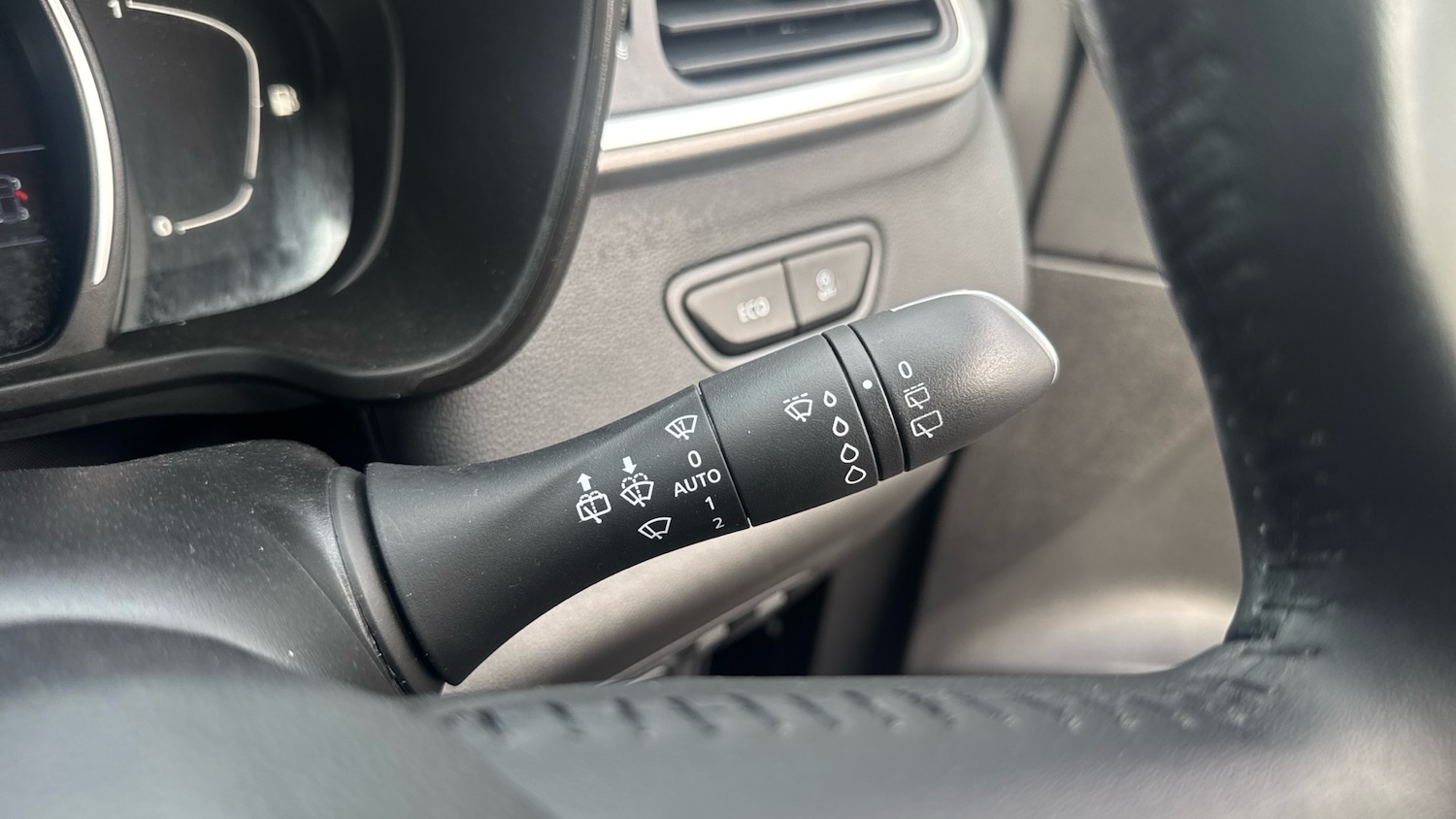 Used Renault Kadjar 2017 for sale - 76338276: Photo 28