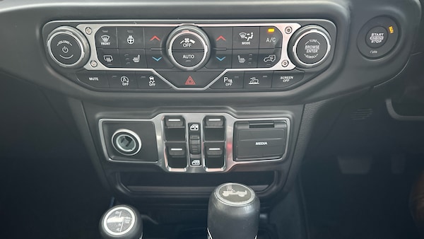 Used Jeep Wrangler 2022 for sale - 76153973: Photo 61