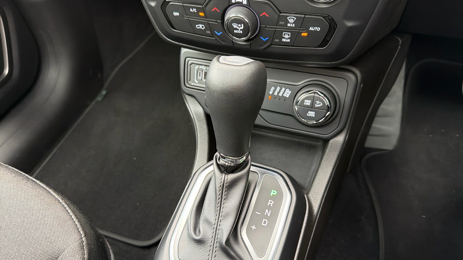 Used Jeep Renegade 2025 for sale - 76099800: Photo 20