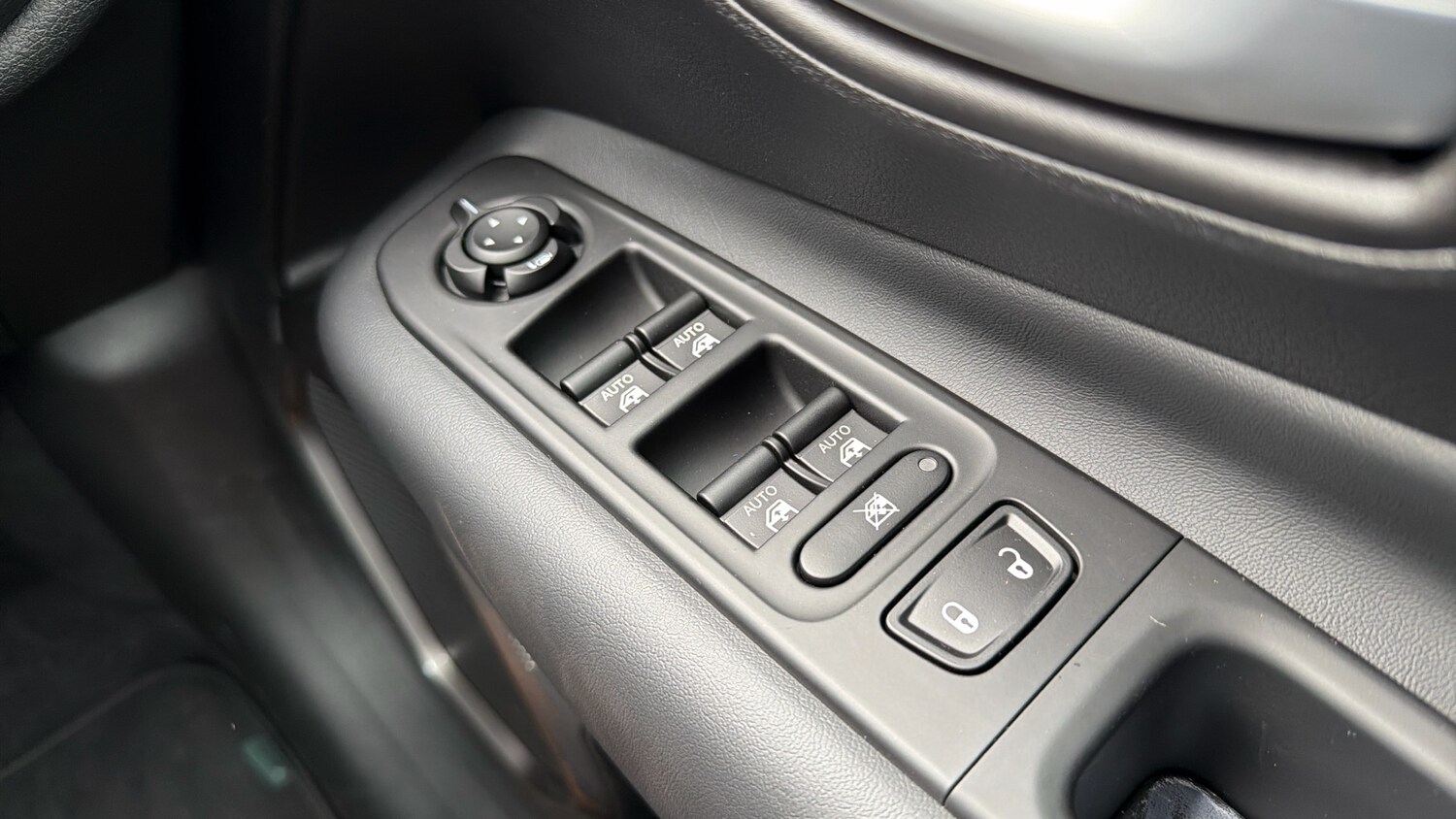 Used Jeep Renegade 2025 for sale - 76099800: Photo 22