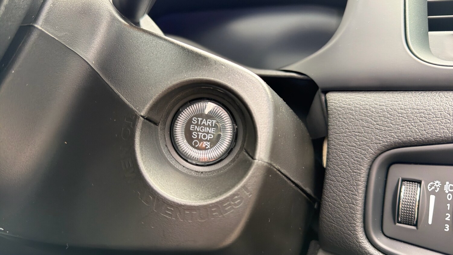 Used Jeep Renegade 2025 for sale - 76099800: Photo 38