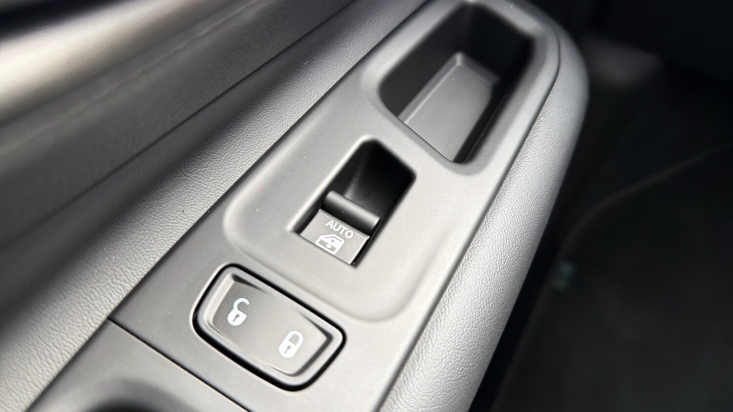 Used Jeep Renegade 2025 for sale - 76099800: Photo 39