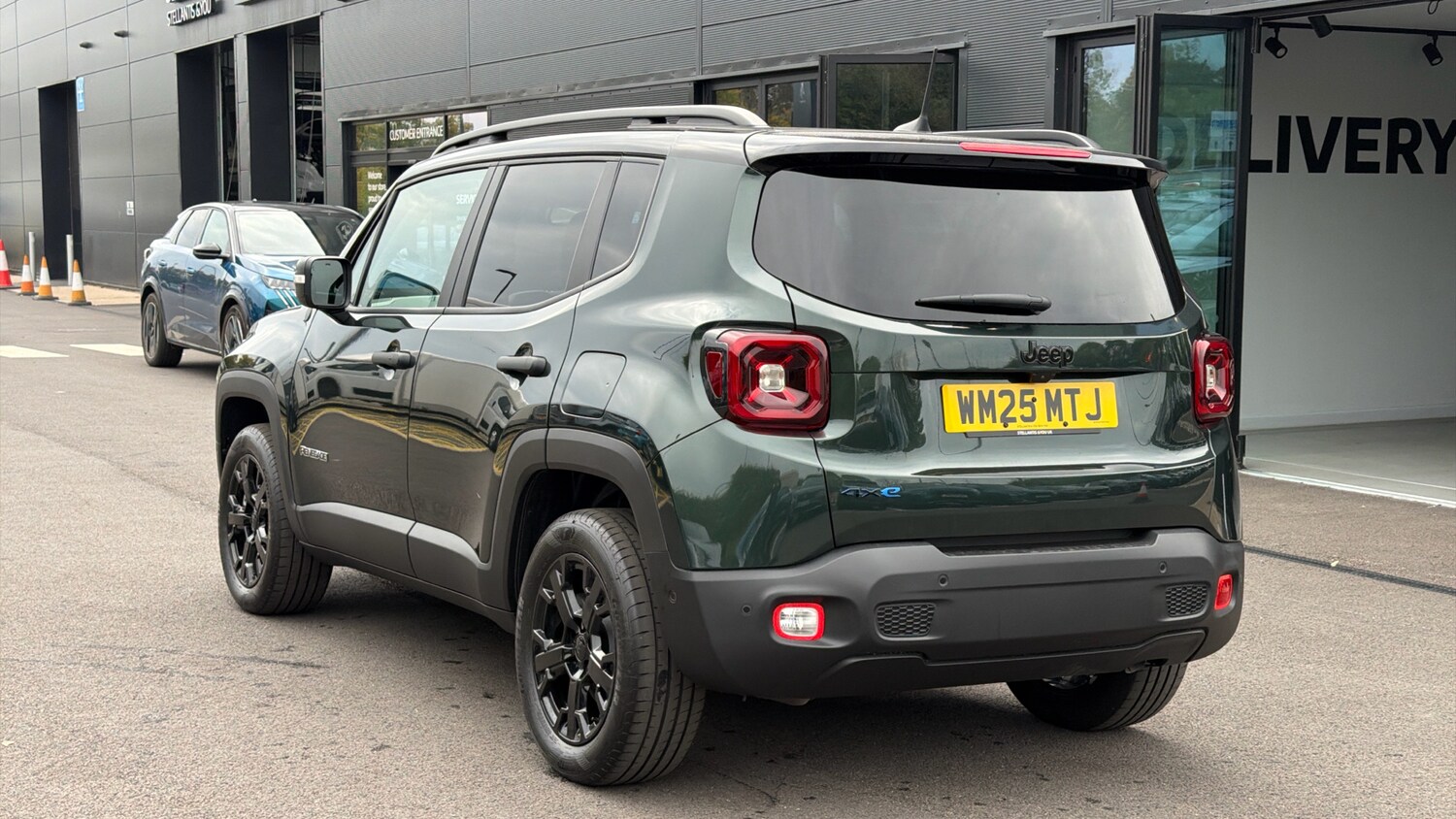 Used Jeep Renegade 2025 for sale - 76099800: Photo 5