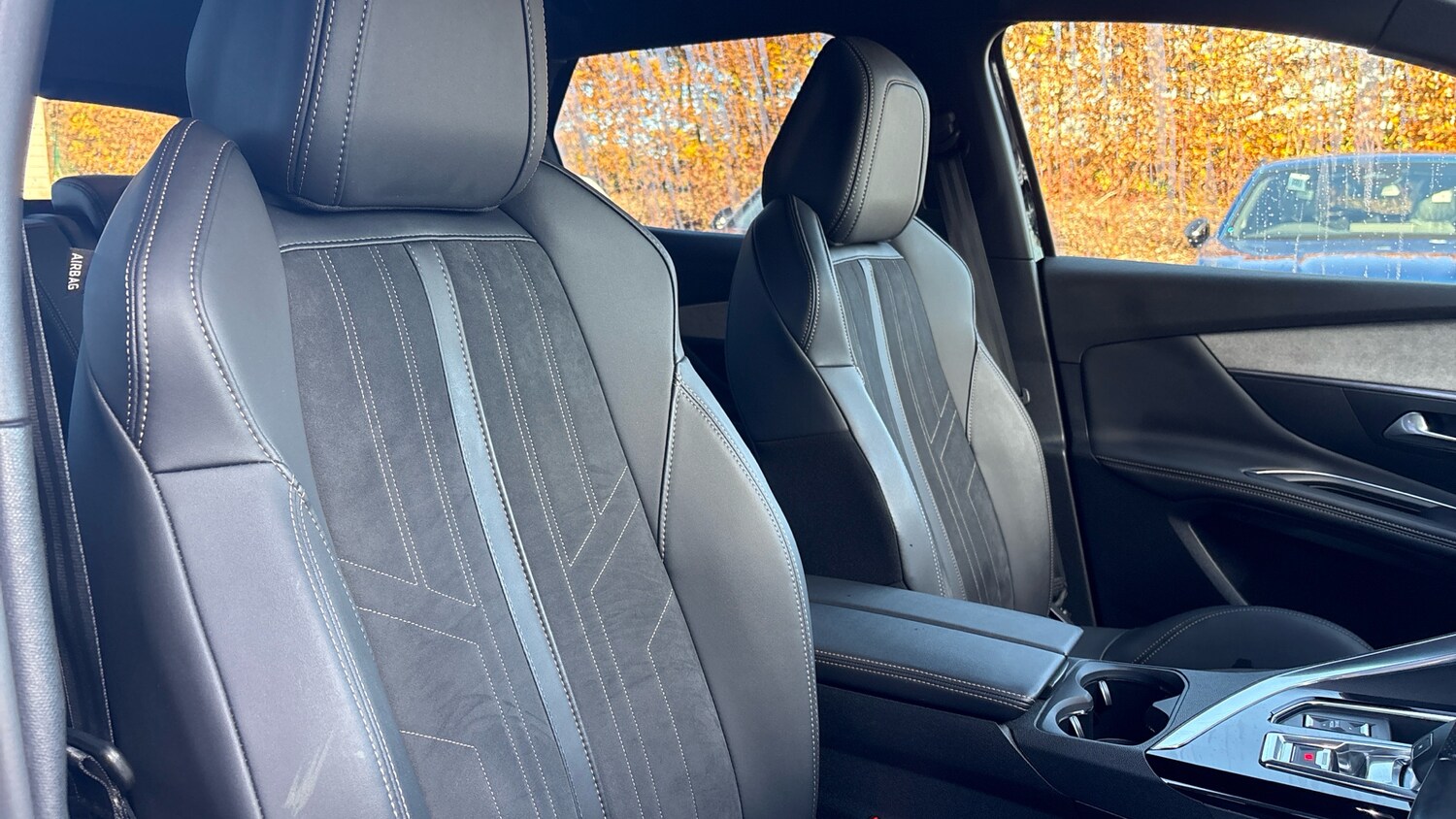 Used Peugeot 3008 2022 for sale - 76500540: Photo 41