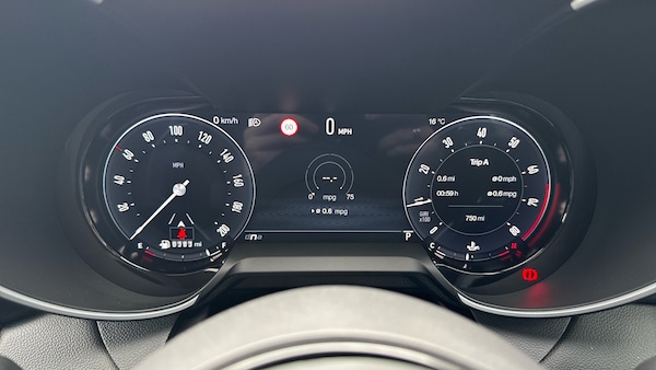 Used Alfa Romeo Giulia 2025 for sale - 76021579: Photo 13