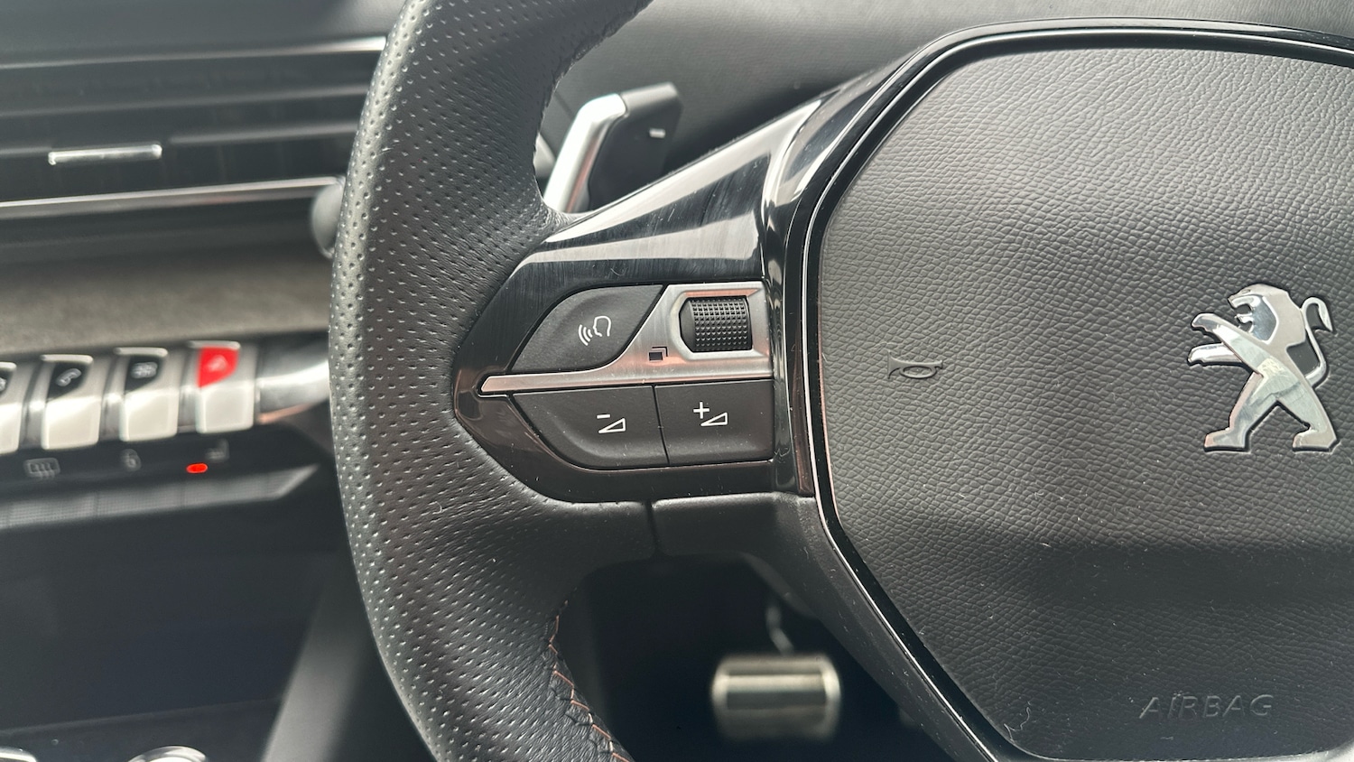 Used Peugeot 3008 2022 for sale - 77457203: Photo 23